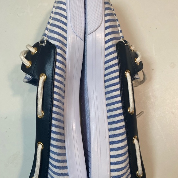 🔥 TOMMY HILFIGER BLUE WHITE STRIPPED BOAT SHOE MEN’S SZ 7.5 WOMEN SZ 9 UNISEX - Picture 6 of 8